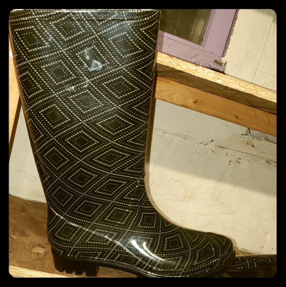 Rain boots